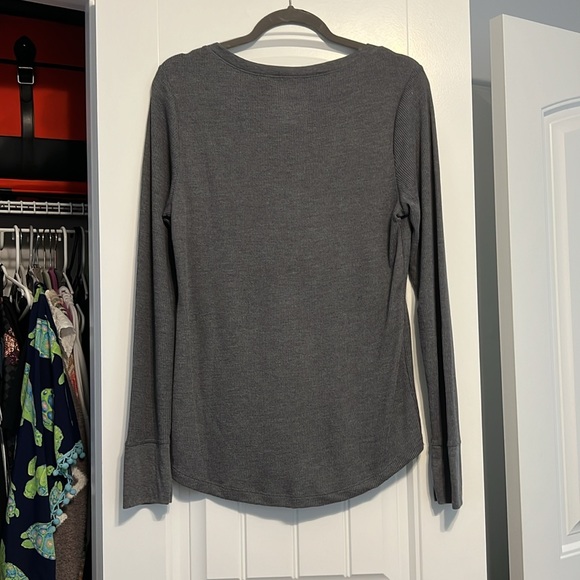 Shirt - Picture 2 of 2